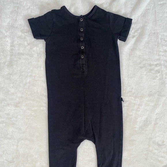 Rags Romper - Picture 2 of 3